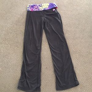 Black nike yoga pants